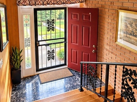 3-bed home for sale in Nashville, TN 37218, 4205 Kings Ct 4205 Kings Ct, Nashville TN 37218 3-bed home, photo 5 of 18