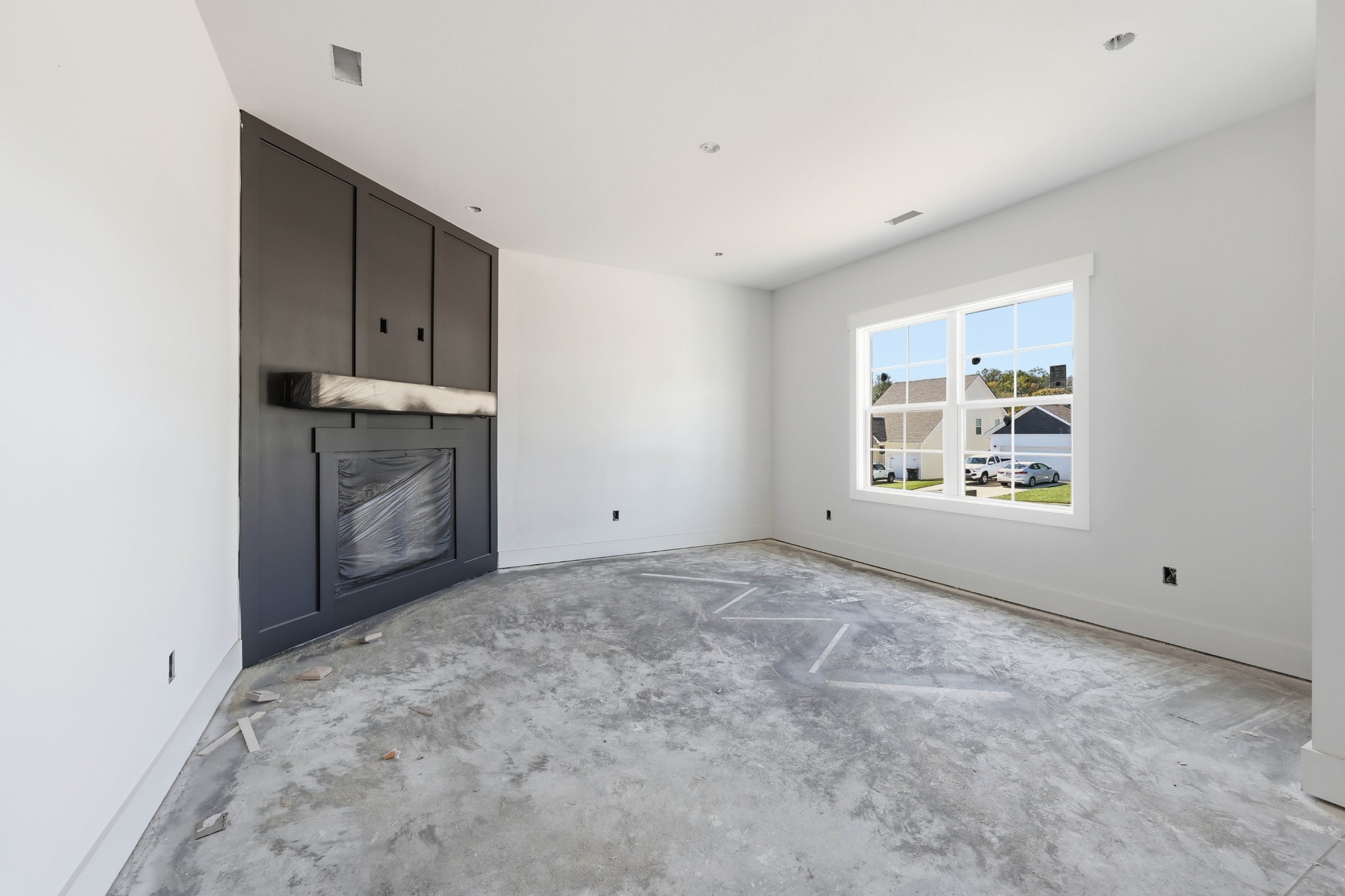 1326 Isaiah Dr