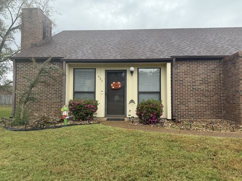 400 Castlewood Ln Lebanon TN 37087