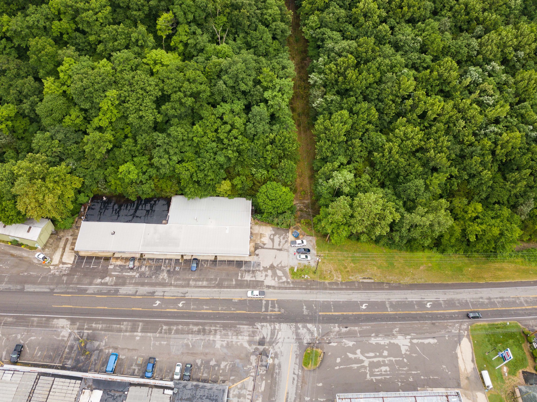1205 Louisville Hwy