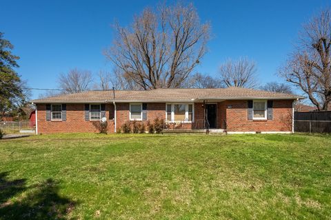 2952 Hillhurst Dr Nashville TN 37207