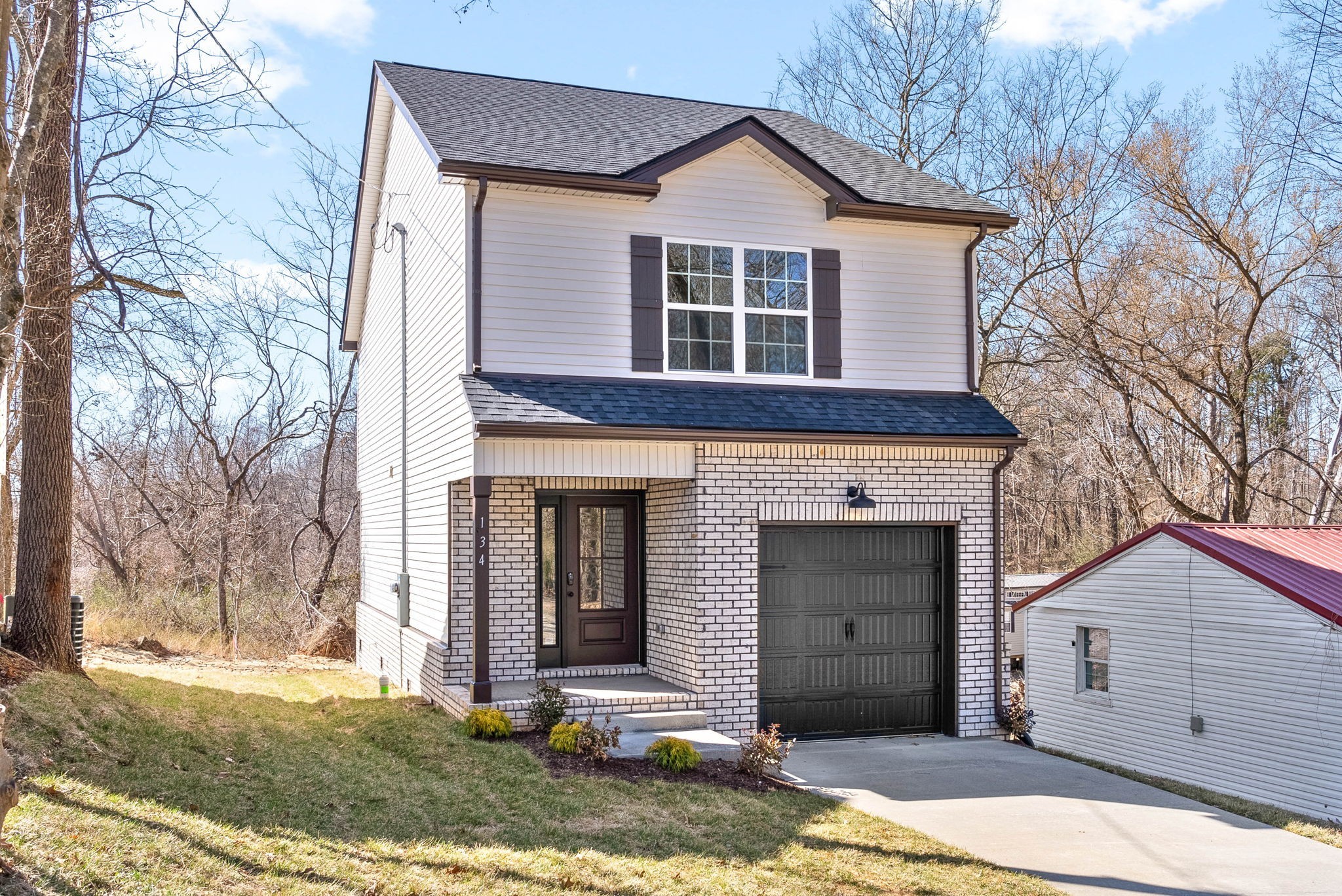 134 Cross Ln