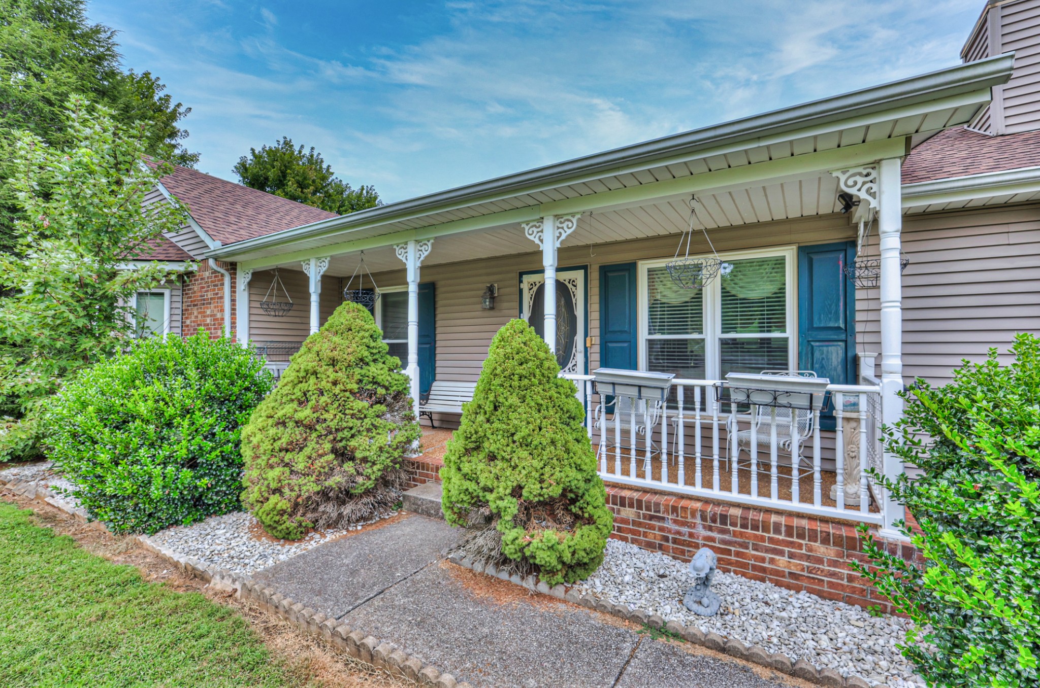 783 N Farm Ct