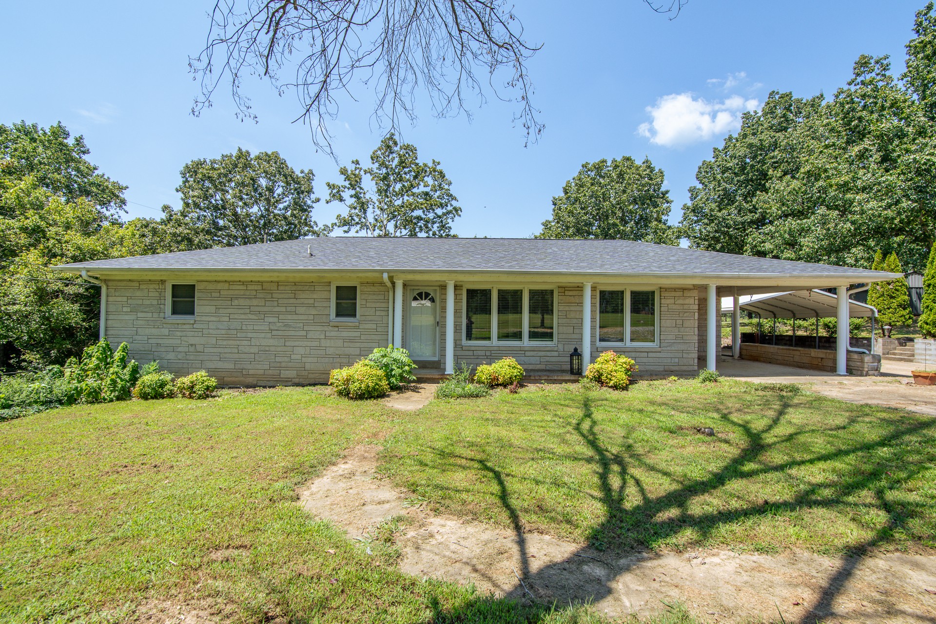 1321 Natural Bridge Rd