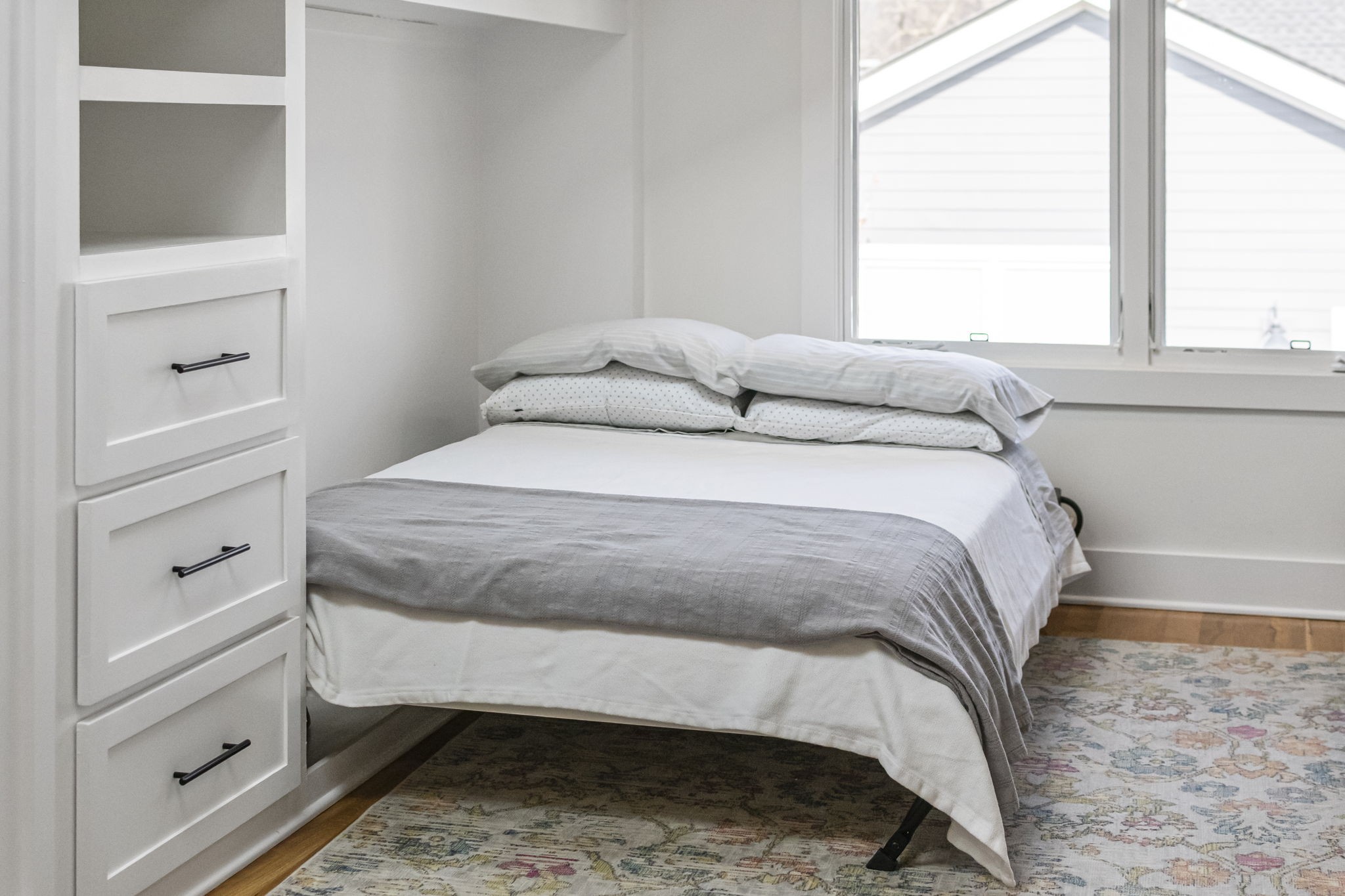 Nashville, Tennessee 37208, United States, 3 Bedrooms Bedrooms, ,3 BathroomsBathrooms,Residential,Coming Soon,241305