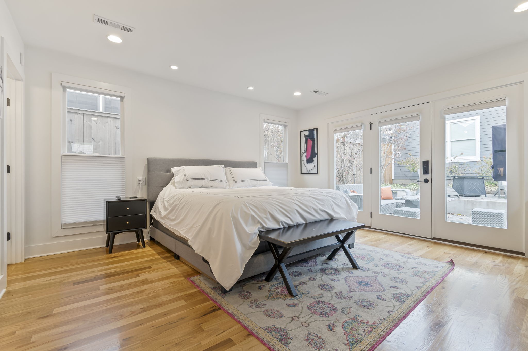 Nashville, Tennessee 37208, United States, 3 Bedrooms Bedrooms, ,3 BathroomsBathrooms,Residential,Coming Soon,241305