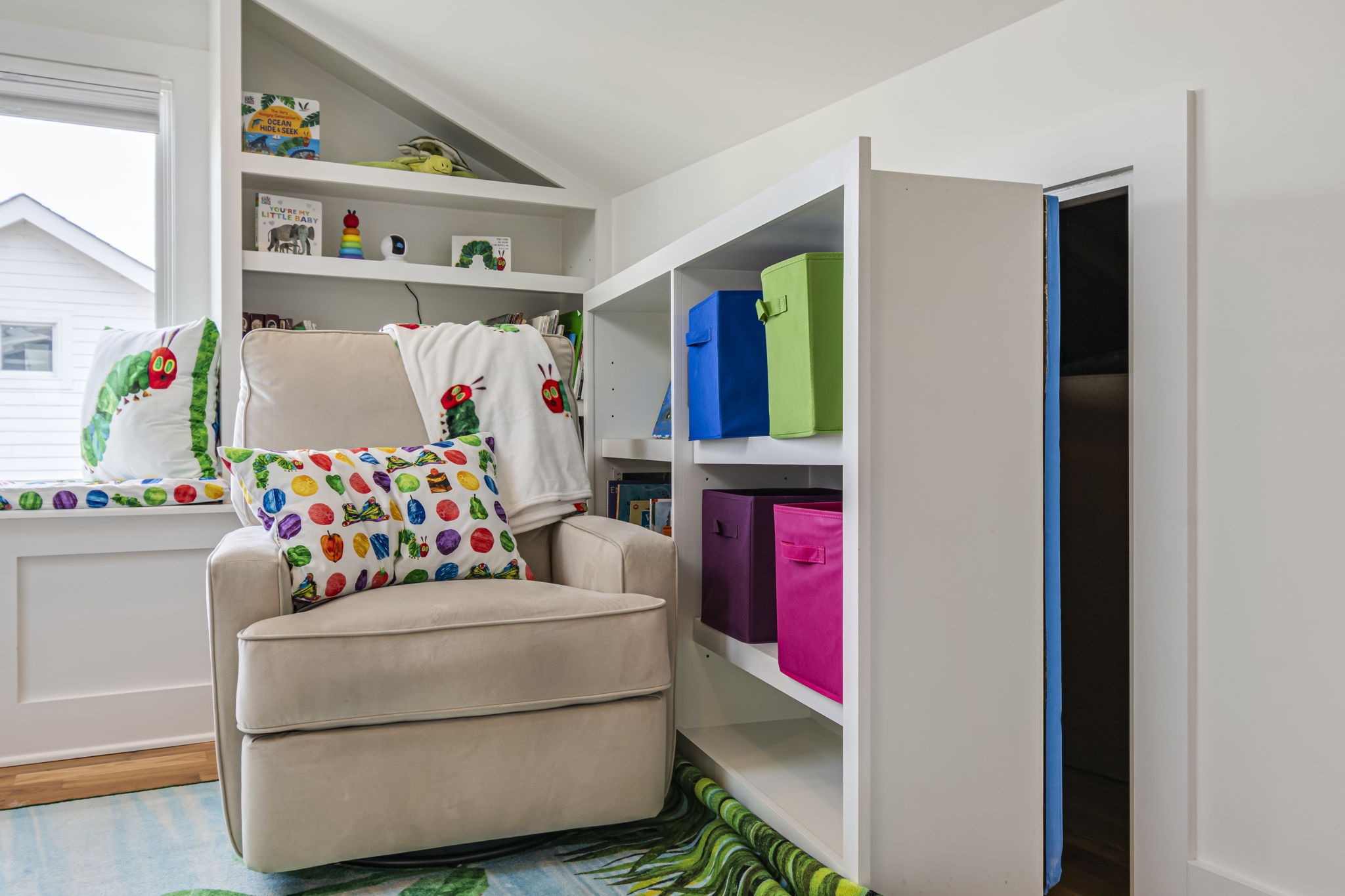 Nashville, Tennessee 37208, United States, 3 Bedrooms Bedrooms, ,3 BathroomsBathrooms,Residential,Coming Soon,241305