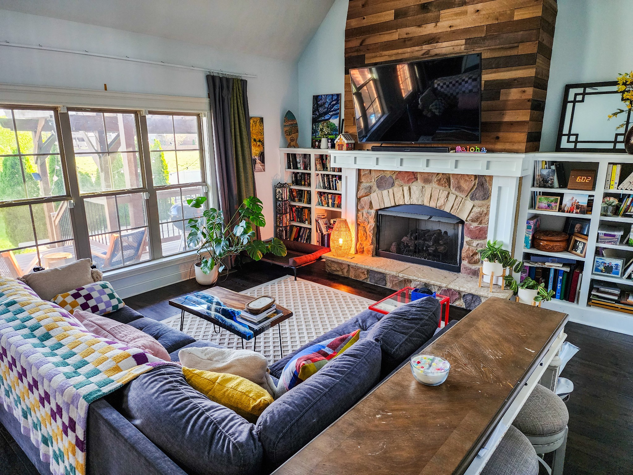 128 Bainbridge Dr