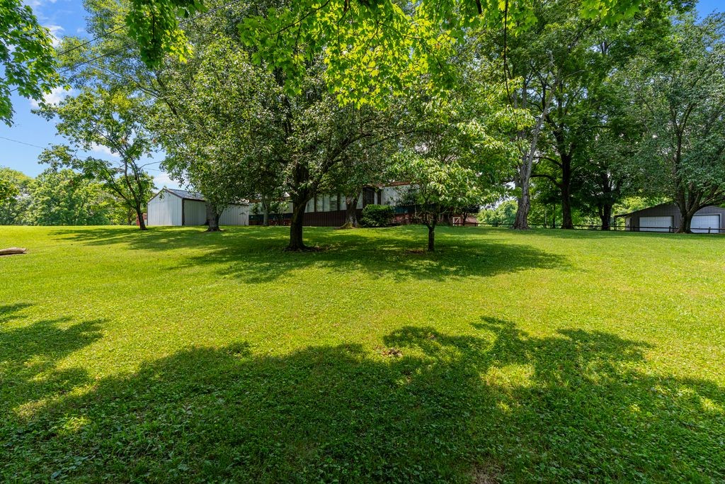 204 Butlers Ln