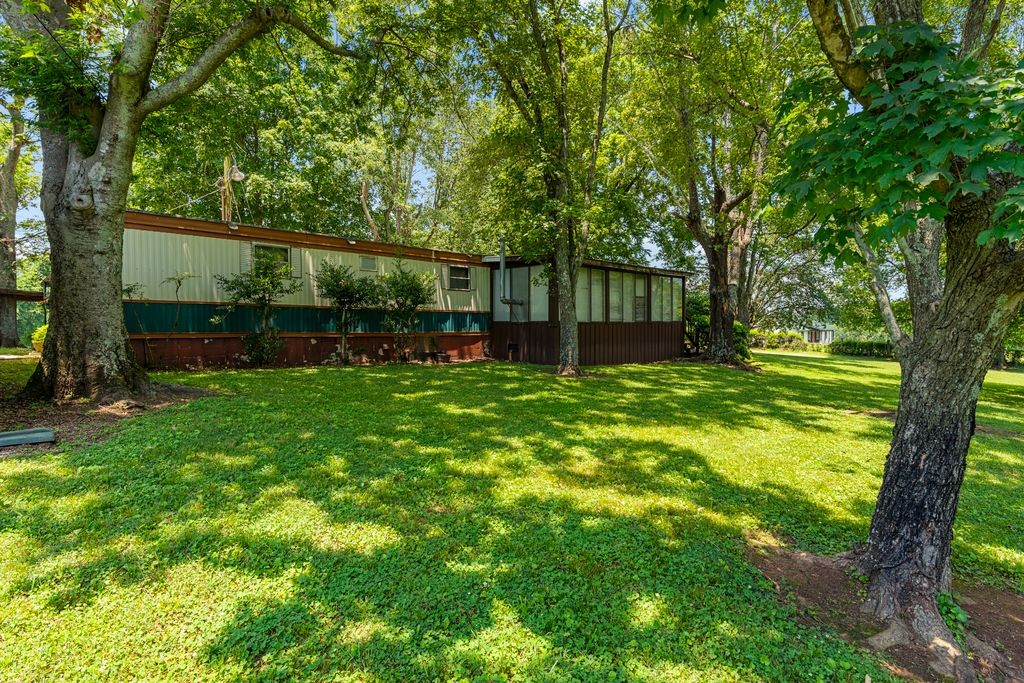 204 Butlers Ln
