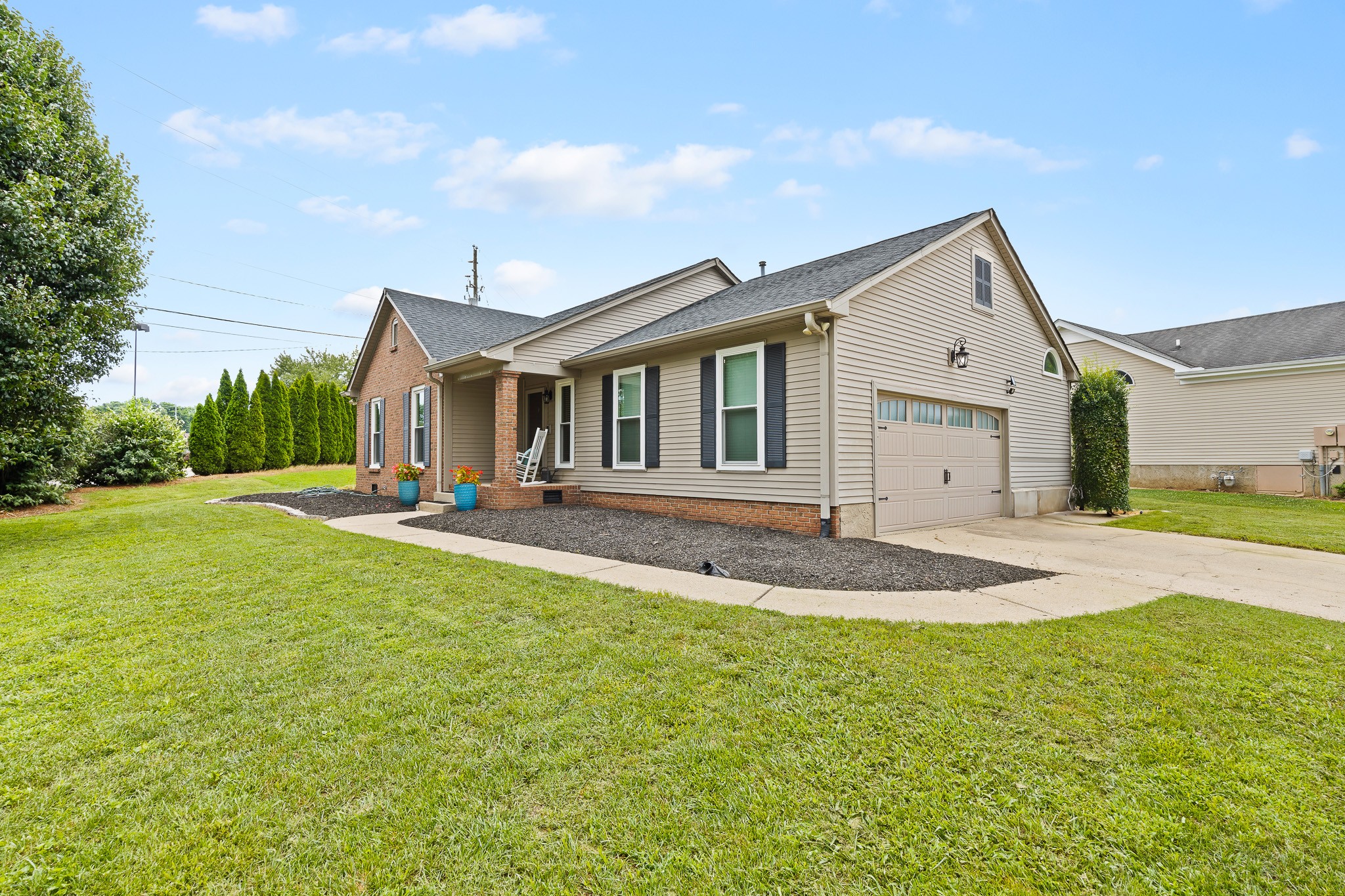 1101 Dawnwood Dr