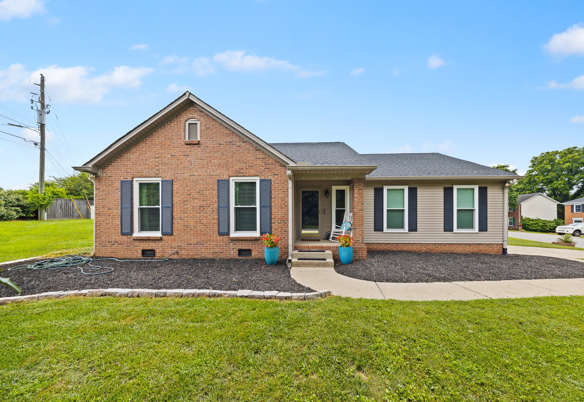 1101 Dawnwood Dr