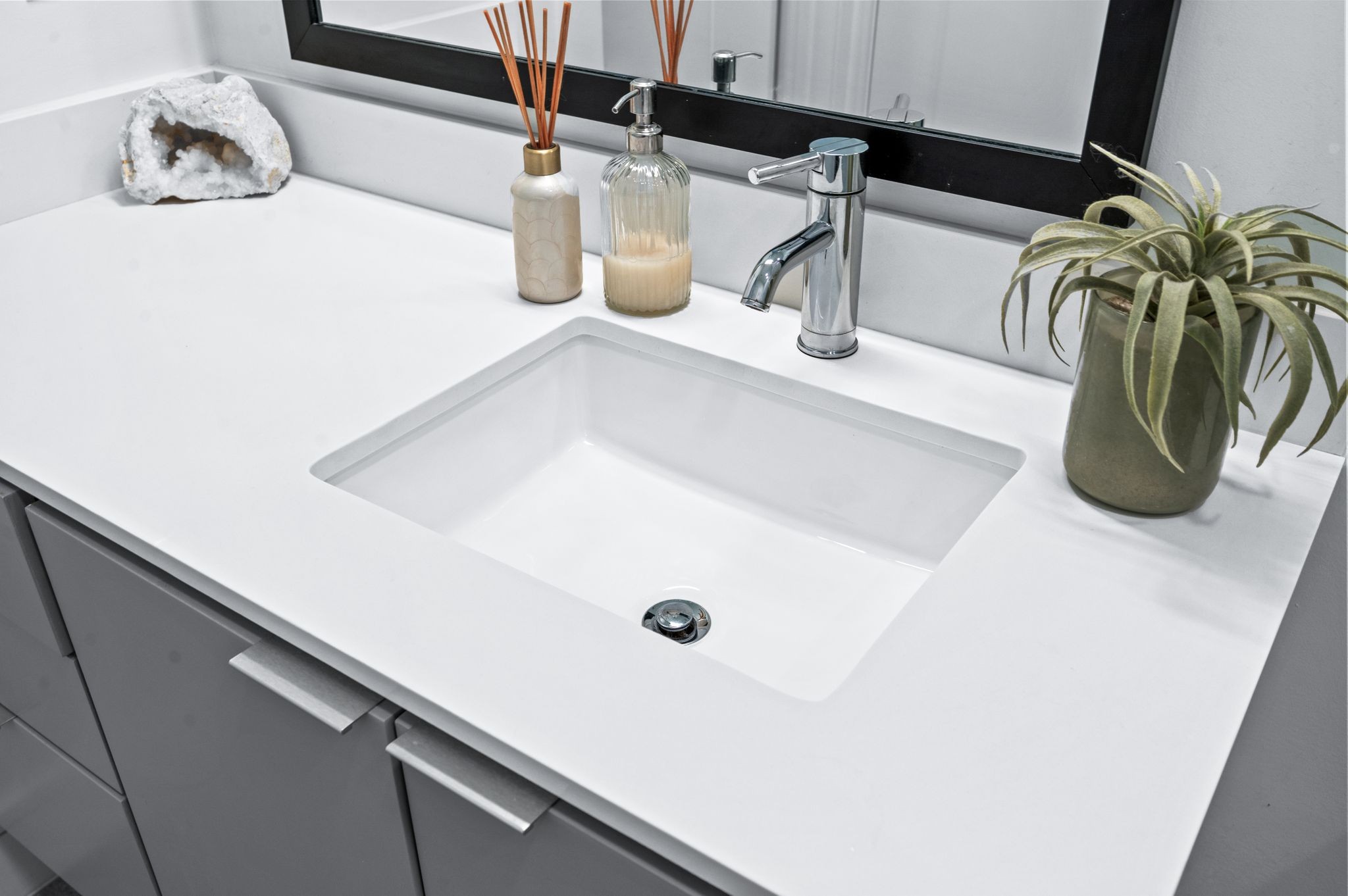 Nashville, Tennessee 37208, United States, 1 Bedroom Bedrooms, ,1 BathroomBathrooms,Residential,Coming Soon,143379