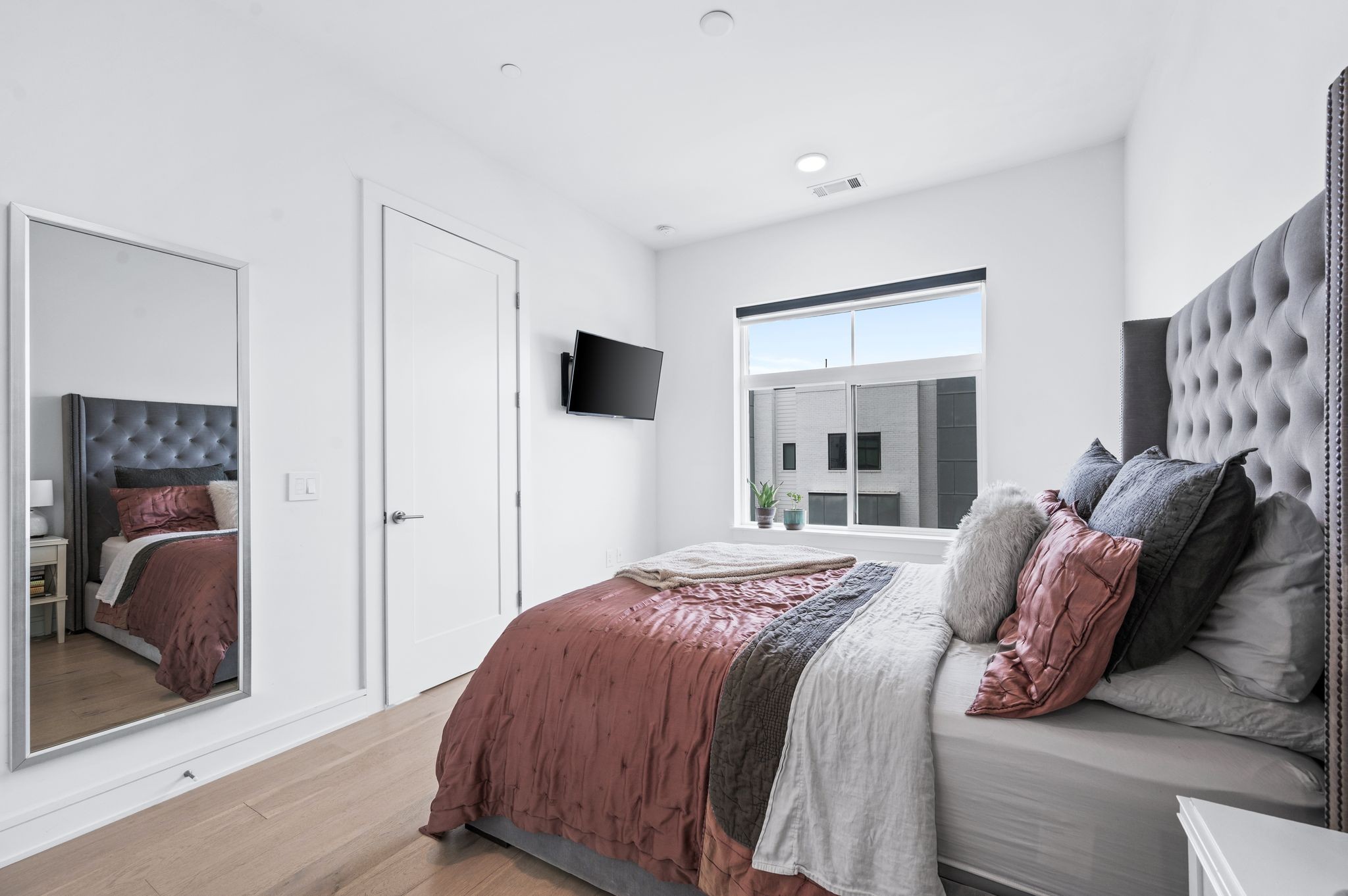 Nashville, Tennessee 37208, United States, 1 Bedroom Bedrooms, ,1 BathroomBathrooms,Residential,Coming Soon,143379