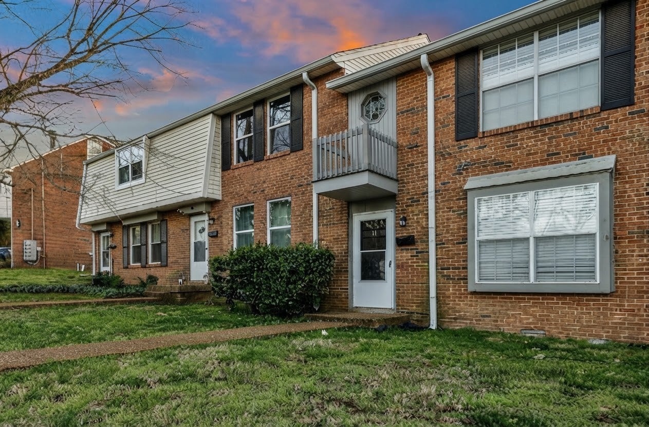 5510 Country Dr 12