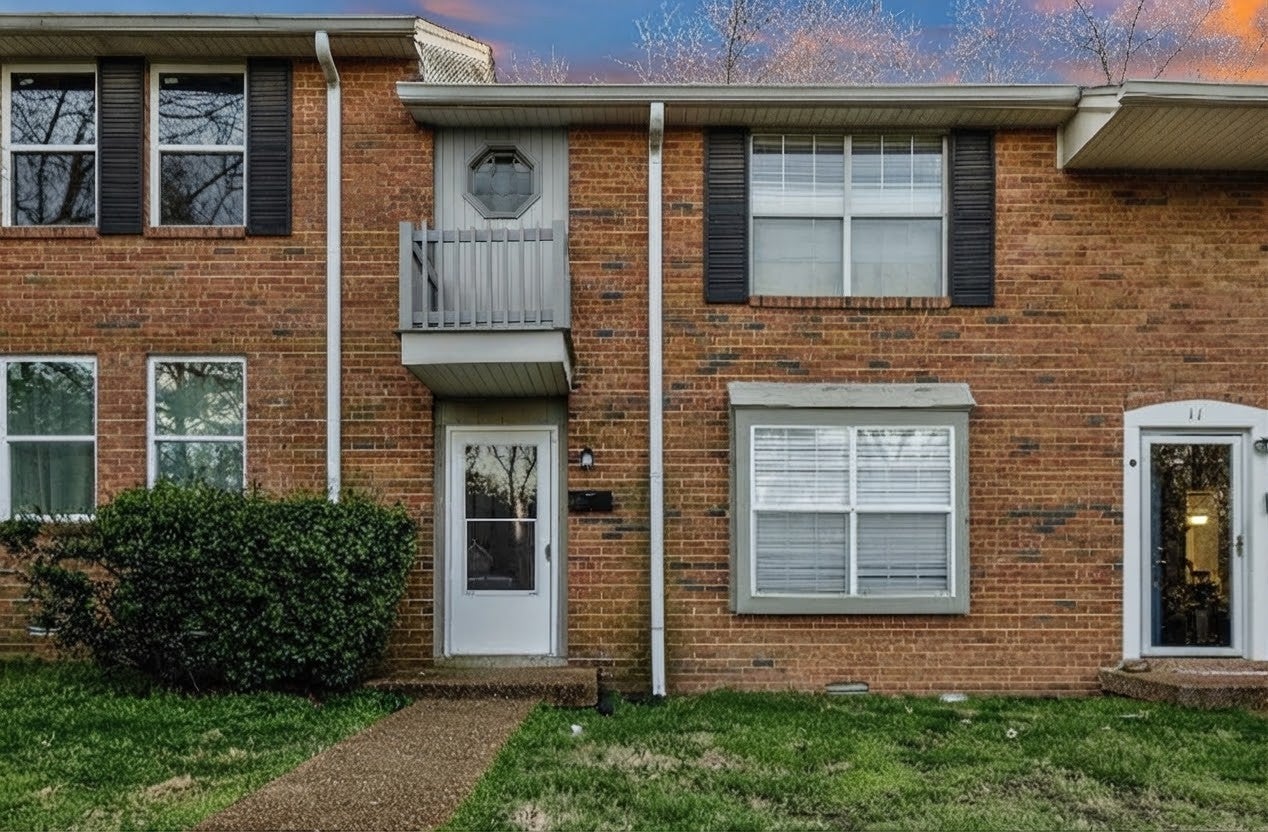 2-bed listing at 5510 Country Dr 12, Nashville