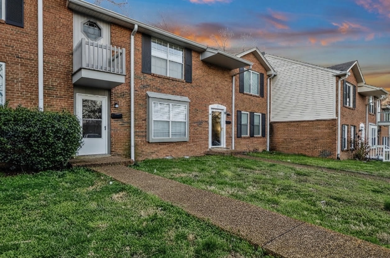 5510 Country Dr 12