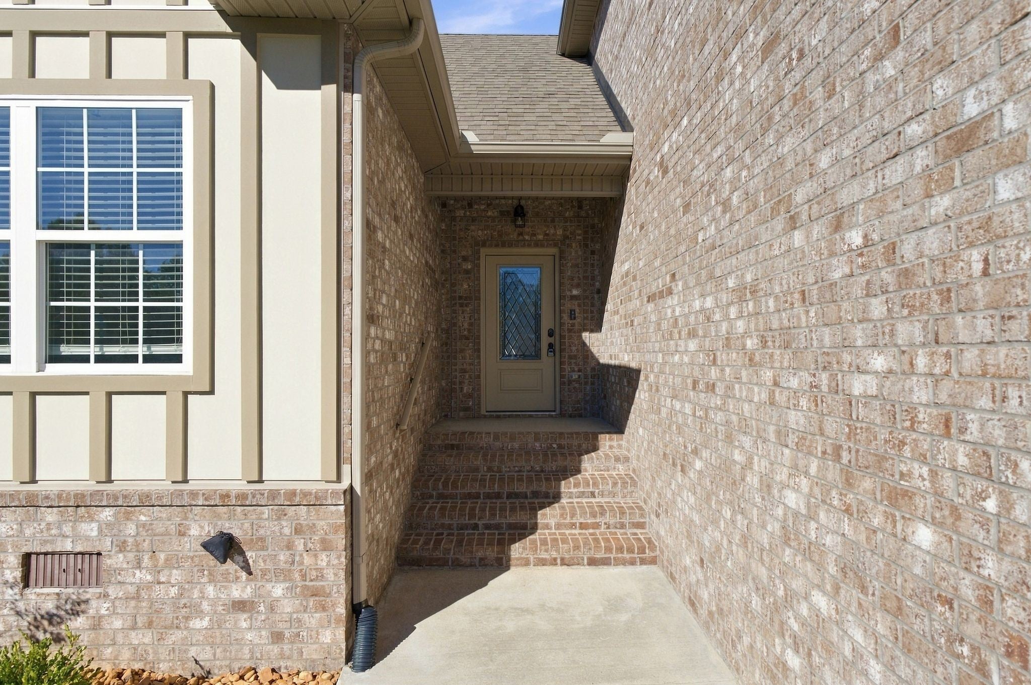 7282 Winding Way