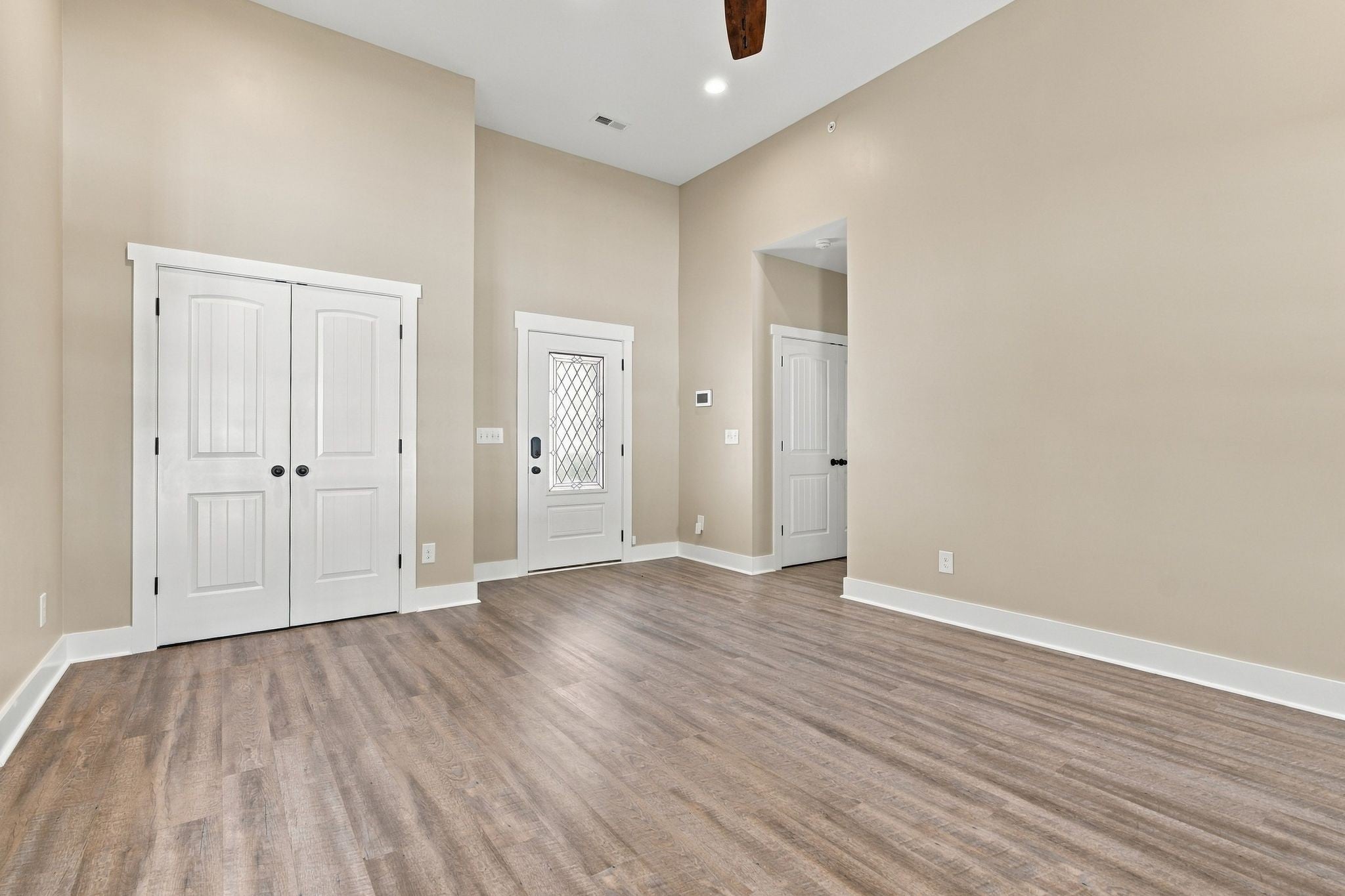 7282 Winding Way