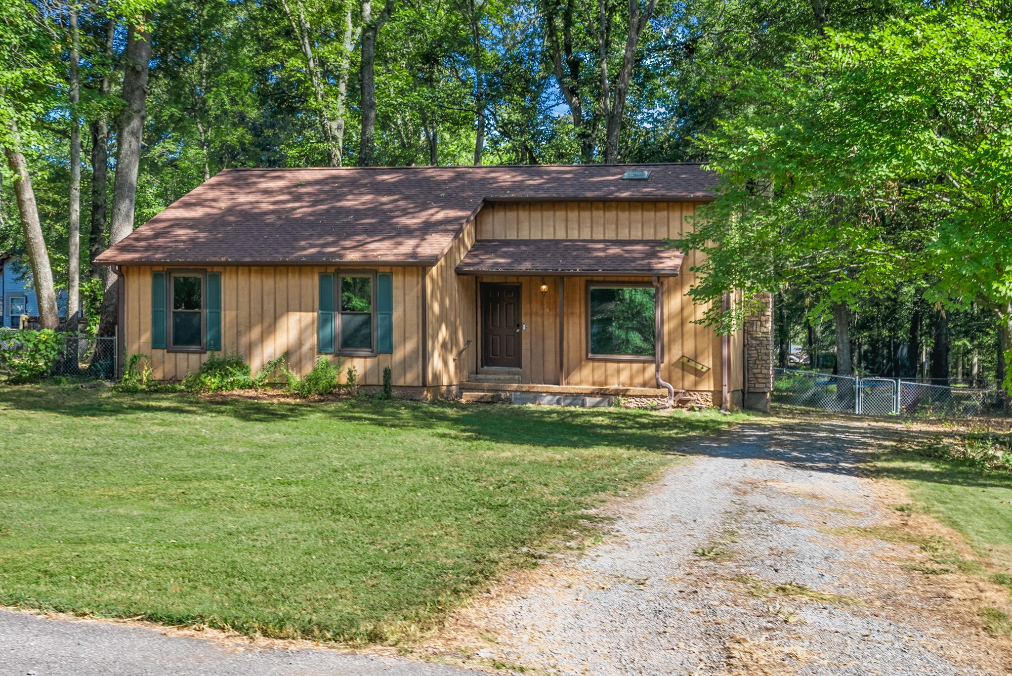 605 Marigold Dr