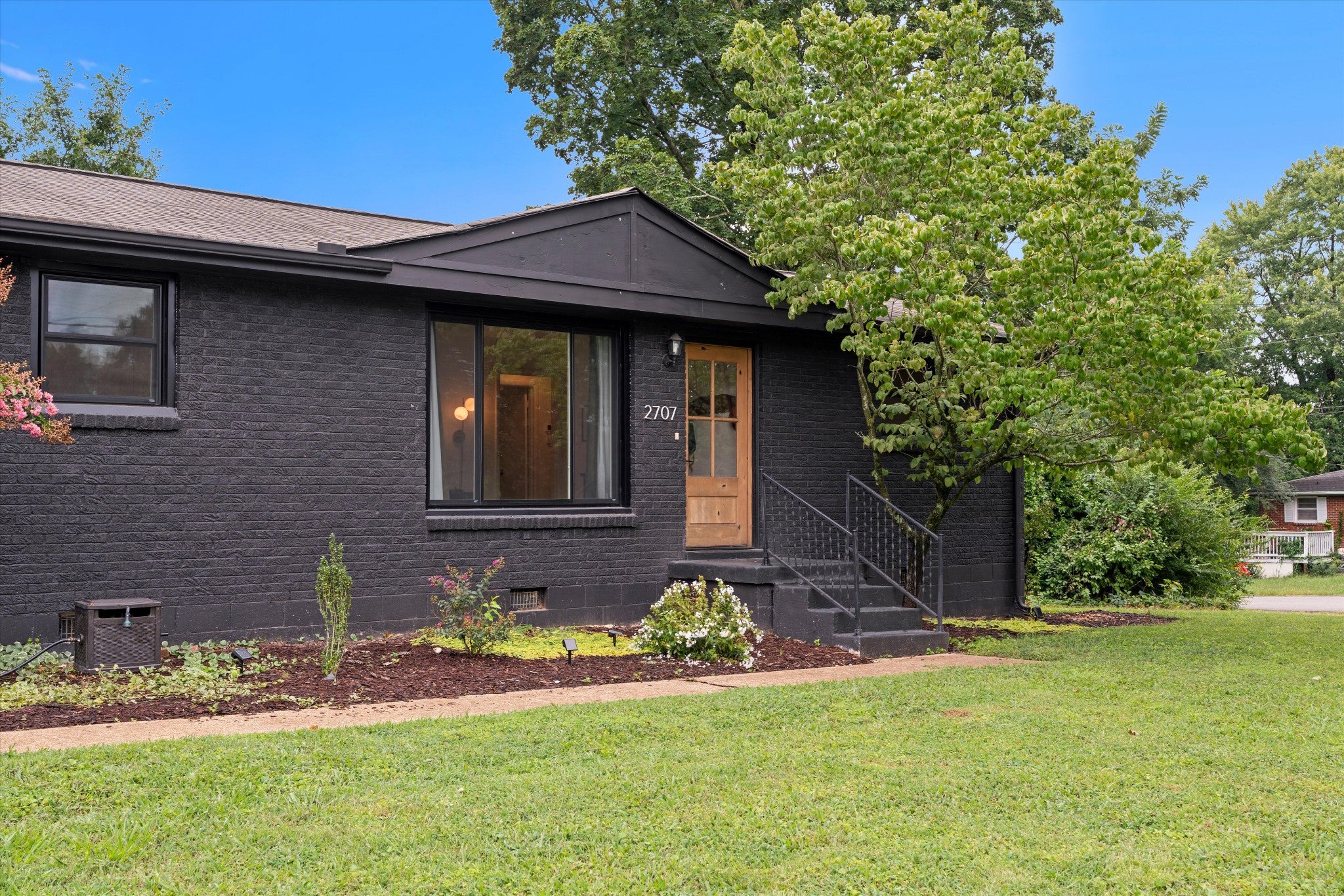 2707 Nodyne Dr