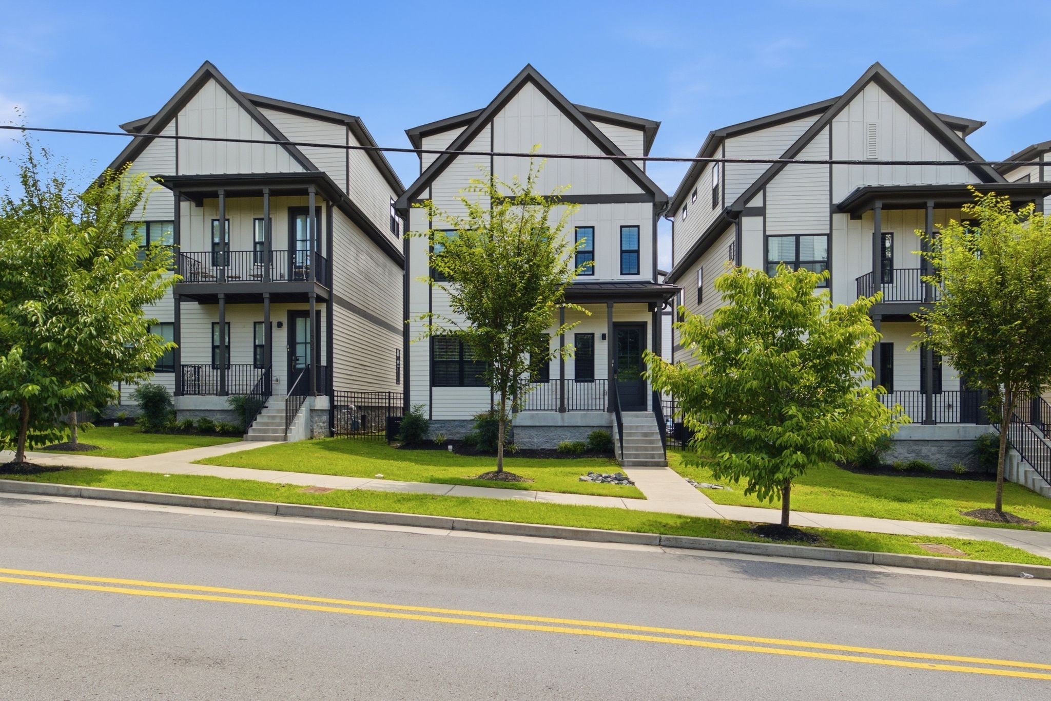 4-bed home for rent in Nashville, TN 37207, 1701 Lischey Ave 1701 Lischey Ave, Nashville TN 37207 4-bed home, photo 3 of 43