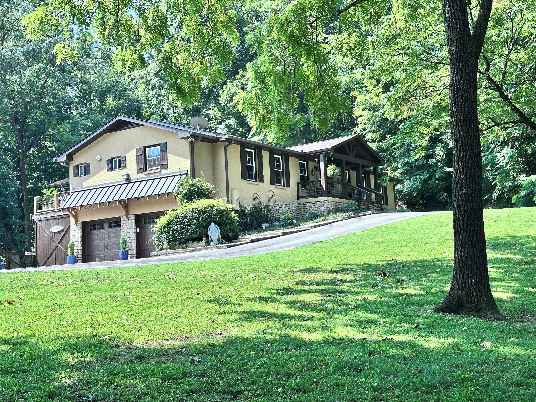 5-bed home for sale in Franklin, TN 37064, 2531 Goose Creek Byp 2531 Goose Creek Byp, Franklin TN 37064 5-bed home, photo 2 of 60