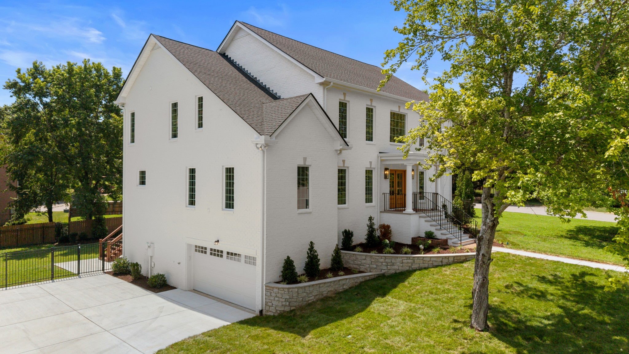901 Bridgewater Ct