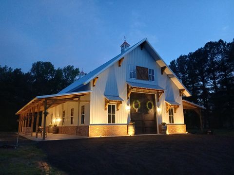 450 Paul Thompson Rd Bethpage TN 37022