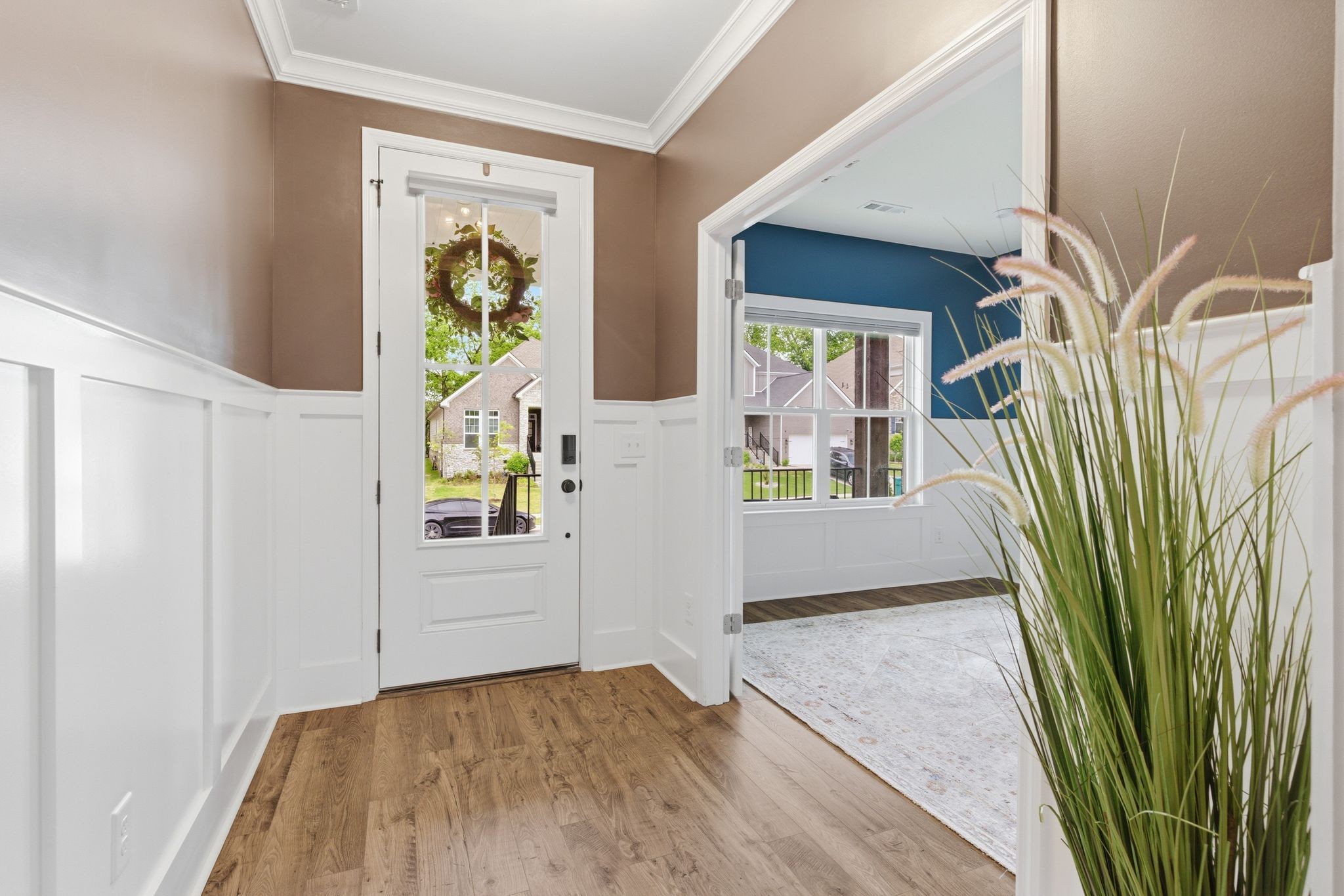 443 Meandering Way