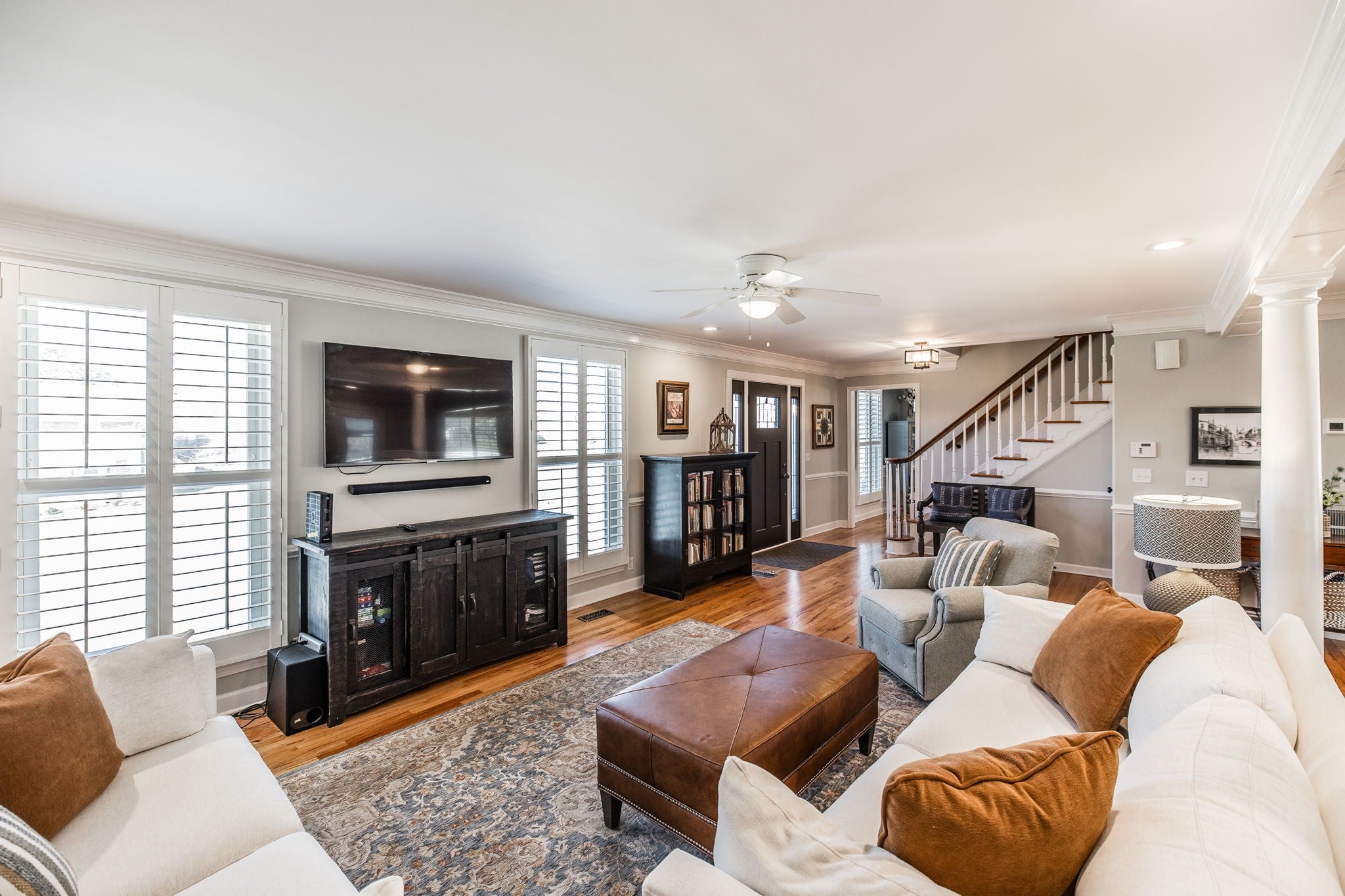 107 Meadow Ln