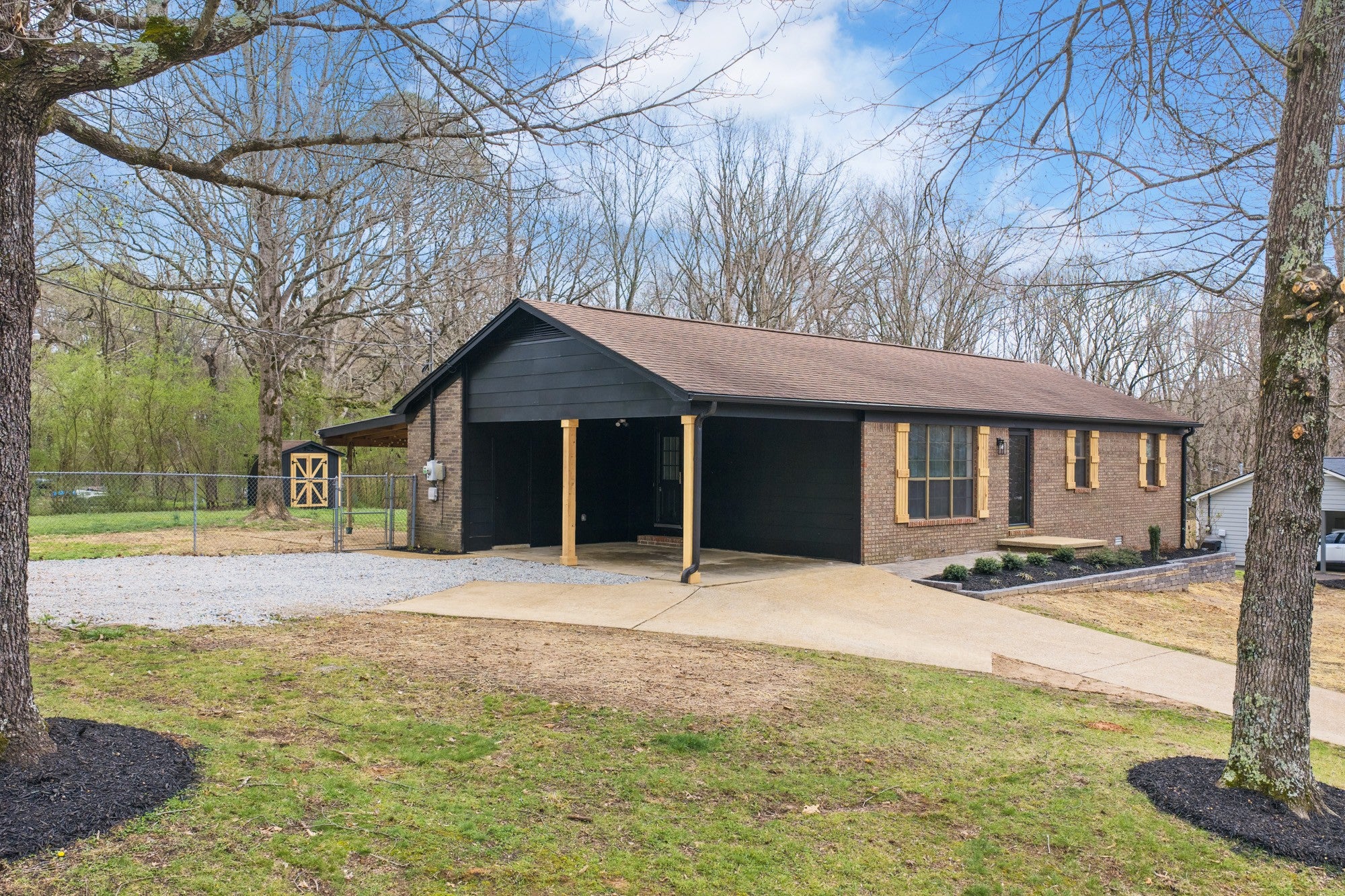 605 Parkburg Rd