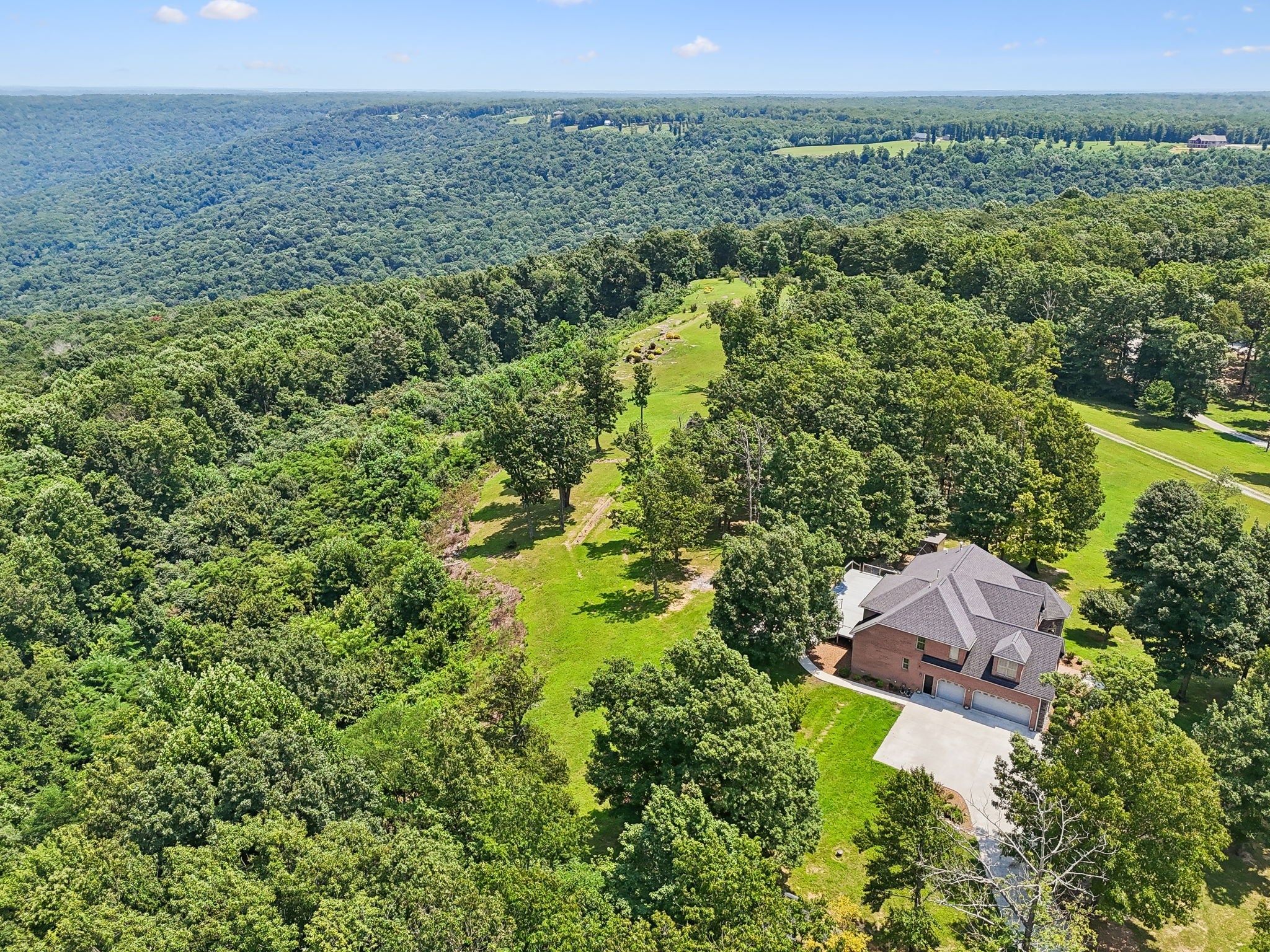 231 Point Dr