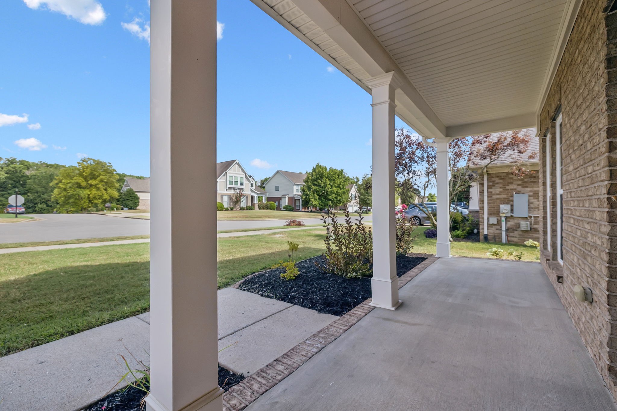 107 Villa Way