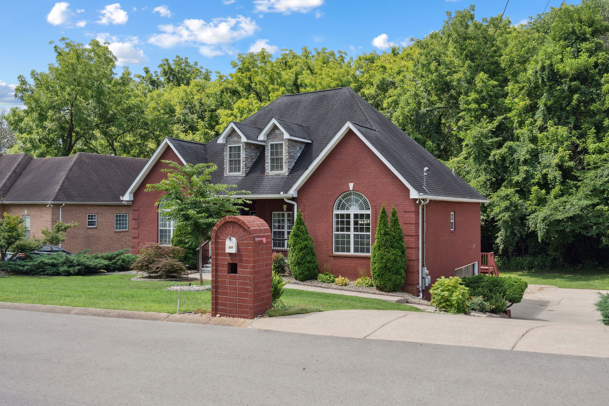 505 Spinnaker Ct