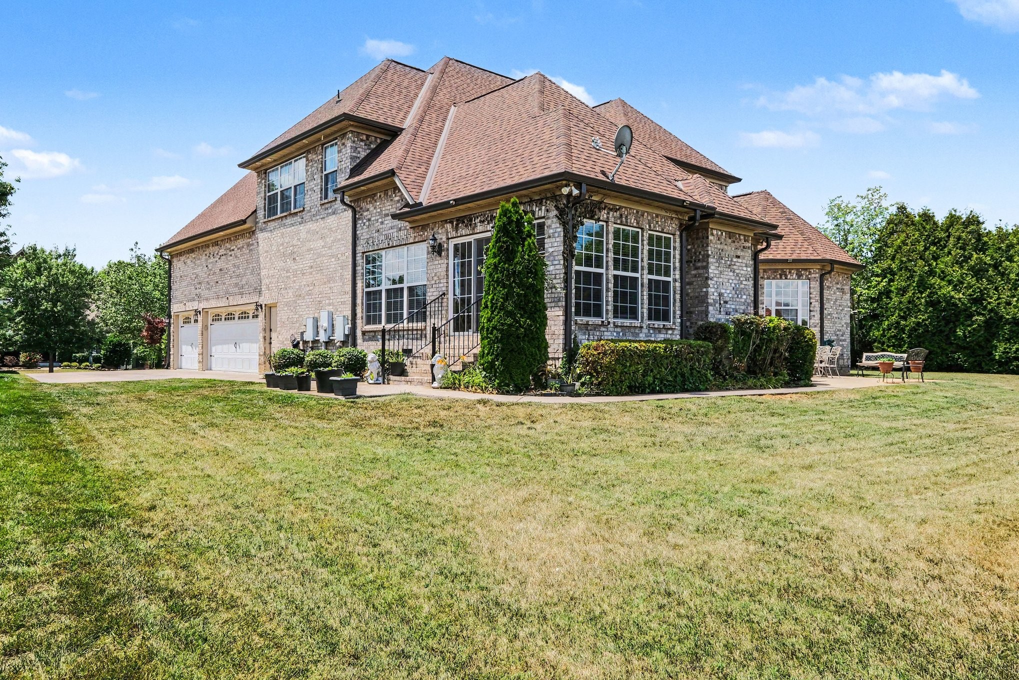 3356 Clovercroft Dr