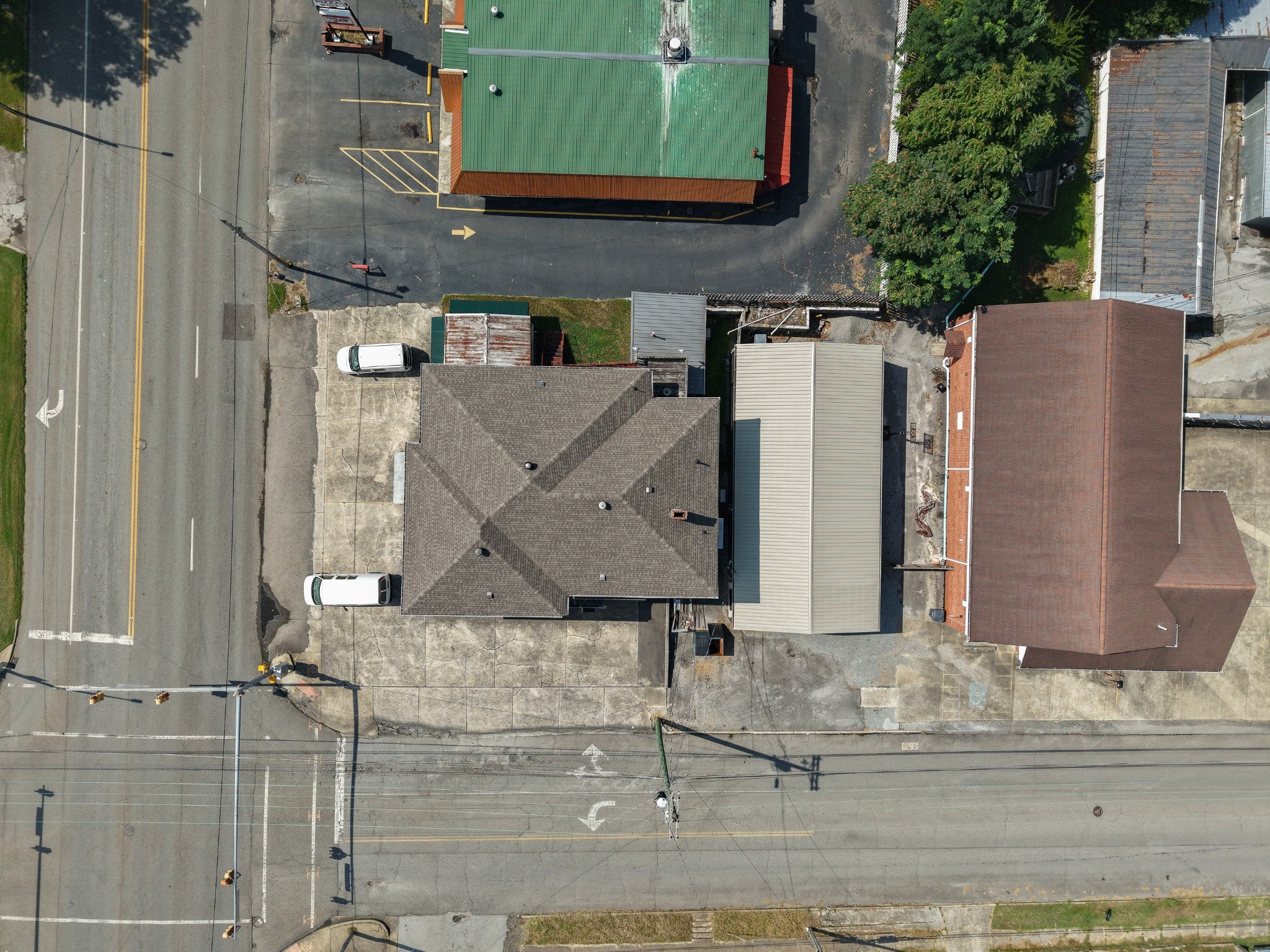 401 Main Ave S