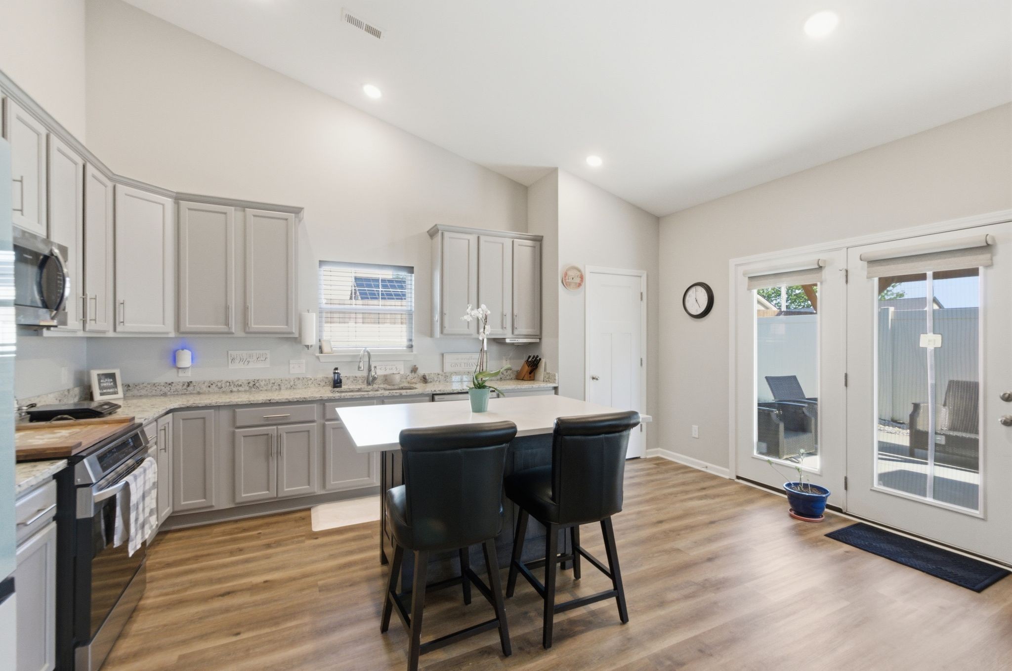 127 Bell Cir