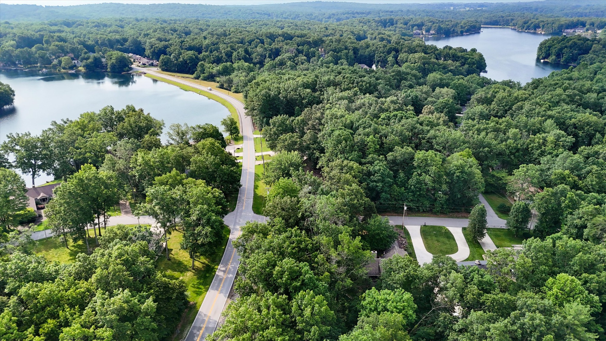 120 Lakeview Dr