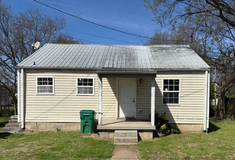 207 W Lester Ave Lebanon TN 37087