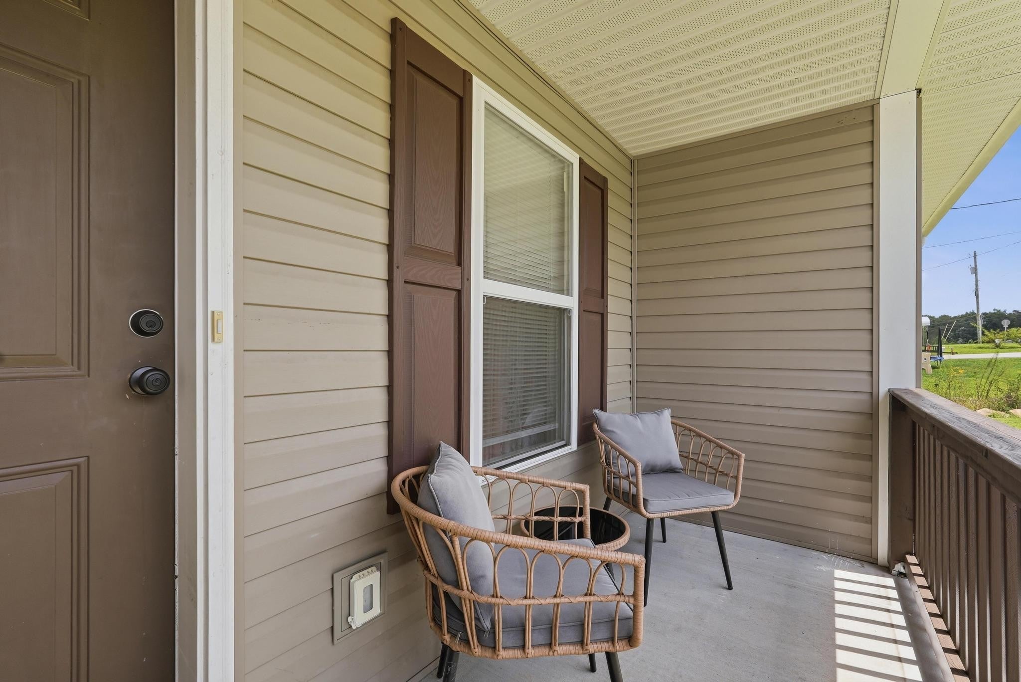 44 Dewey Dr