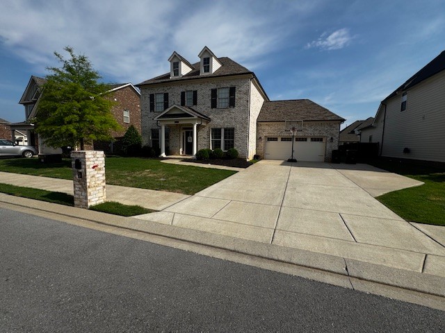 909 Sapphire Dr