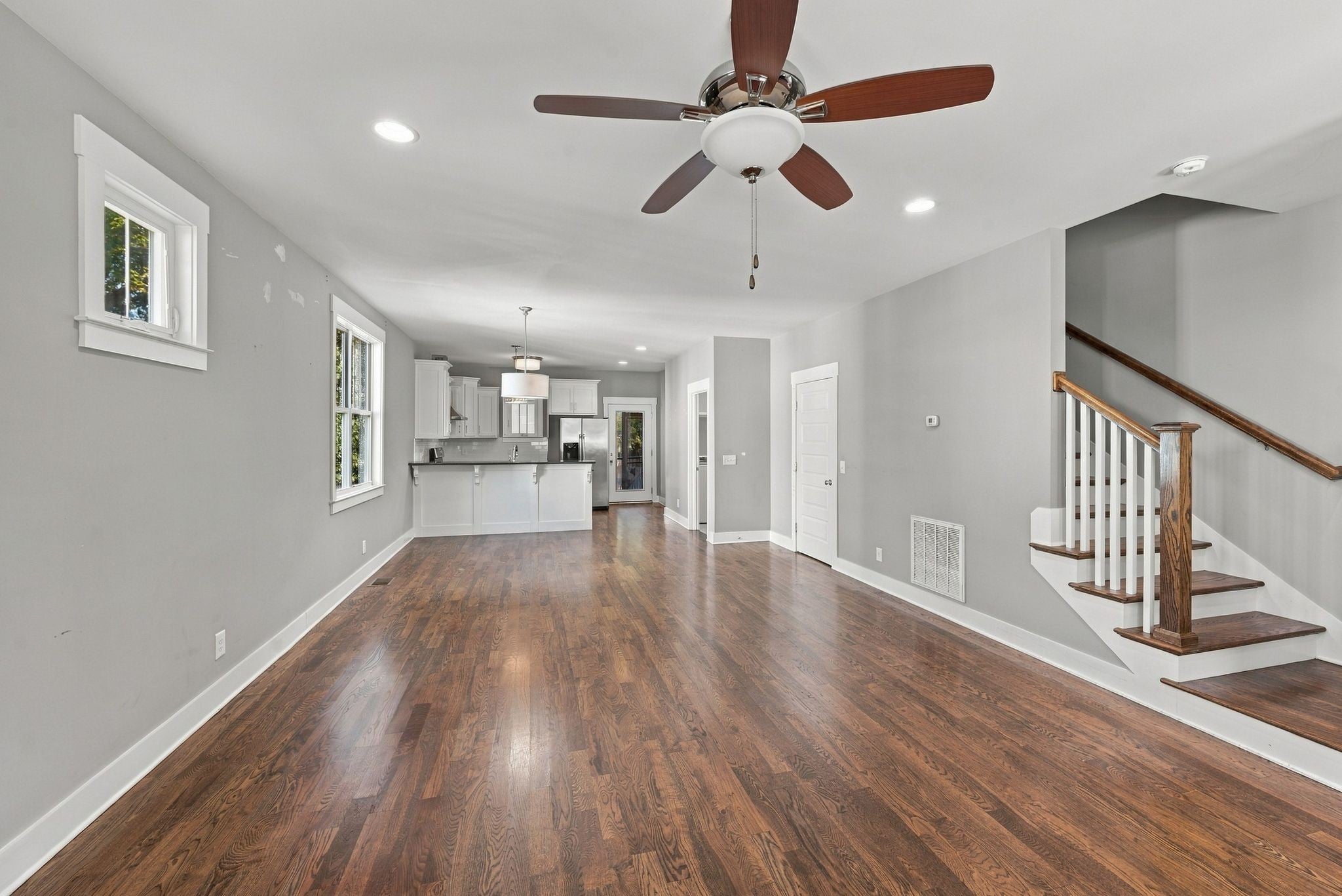 1531 Hayden Dr