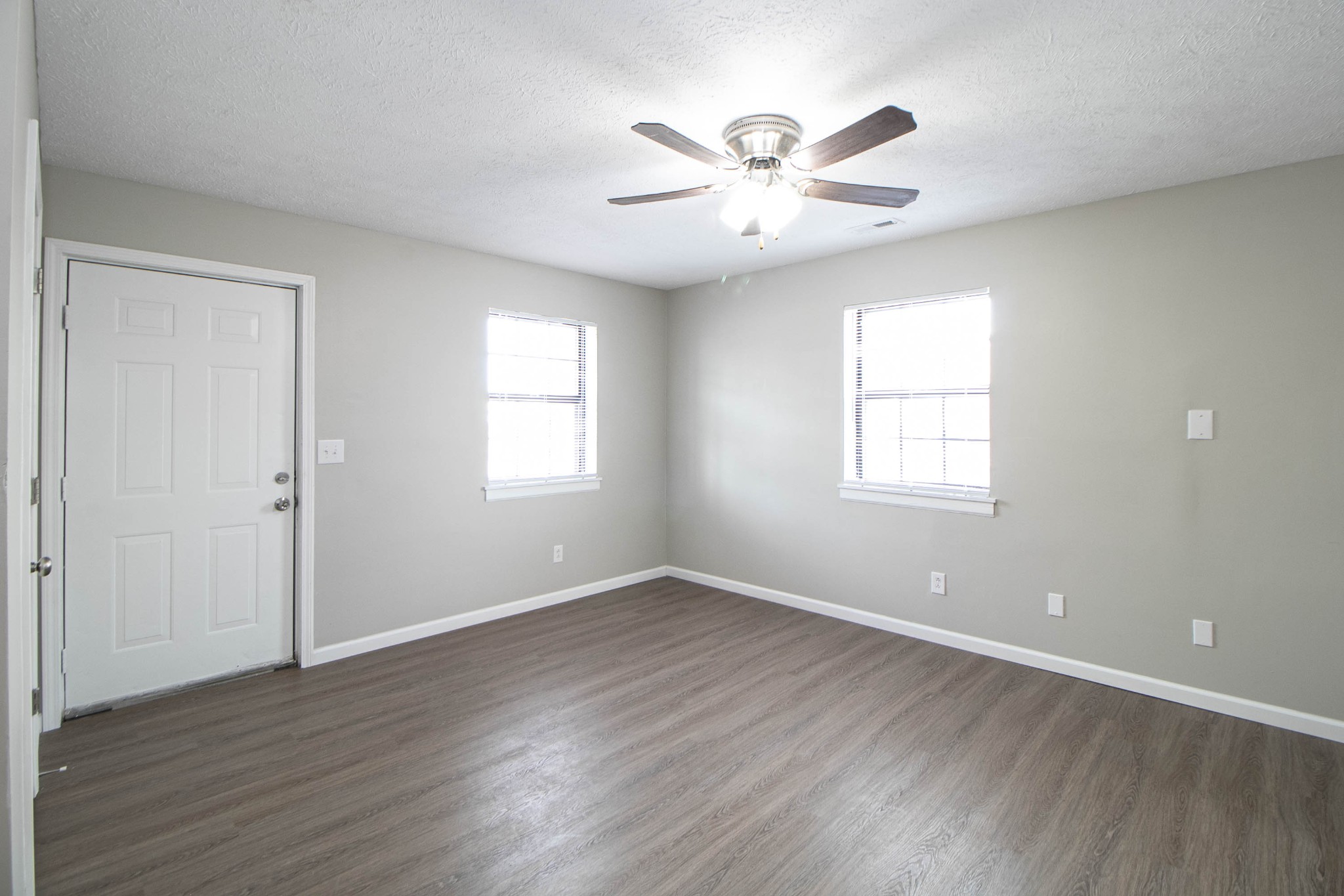 404 Thompsonville Lane #11