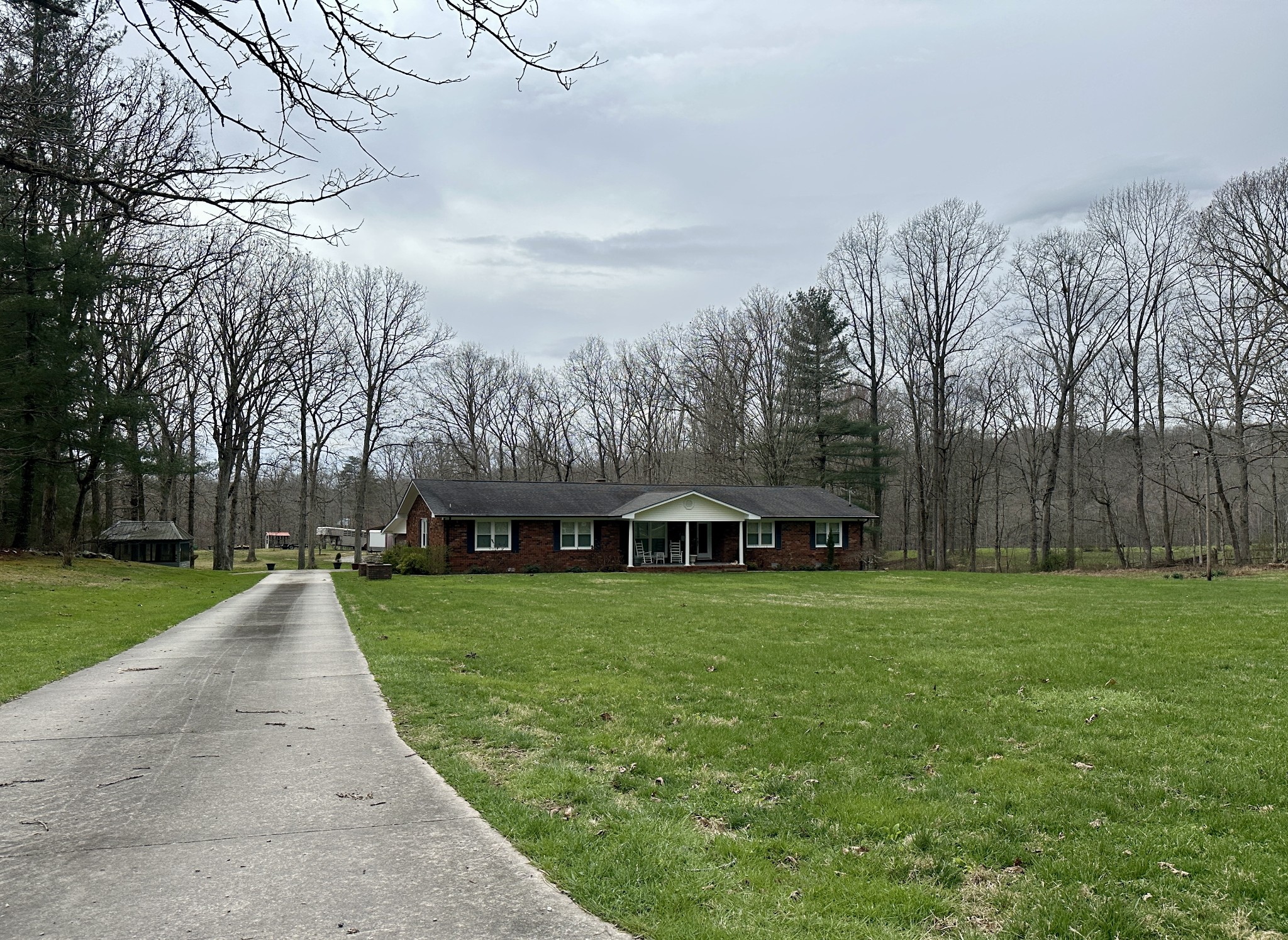 177 Plain View Lake Dr N