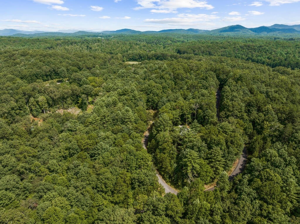 4 Timber Oaks Drive