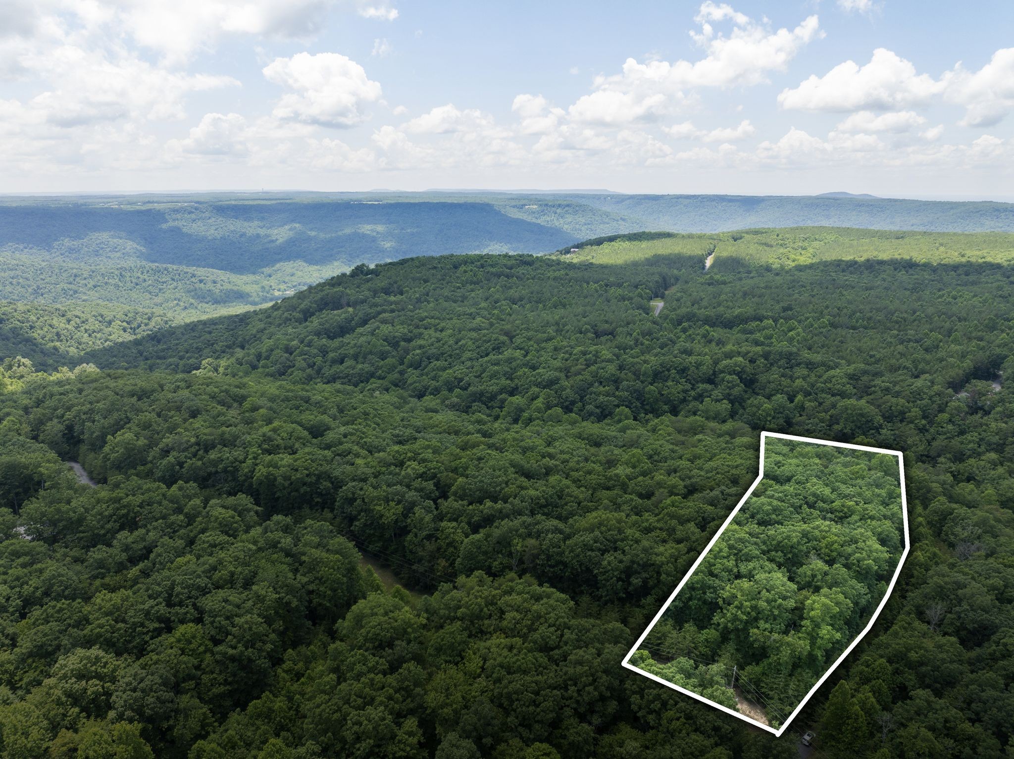 Photo 1 of 15 — 19 Quail Ln, Spencer, TN 38585