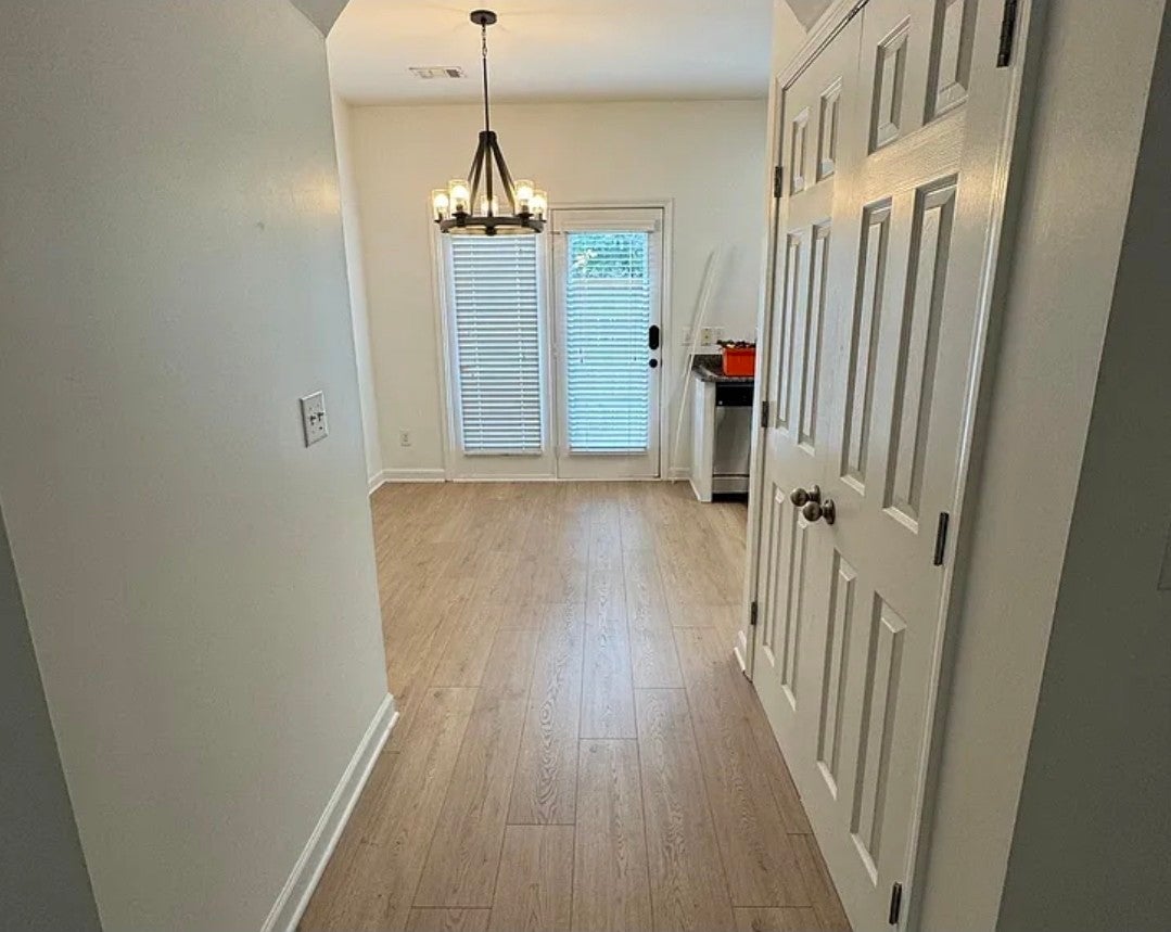 809 Benton Ave