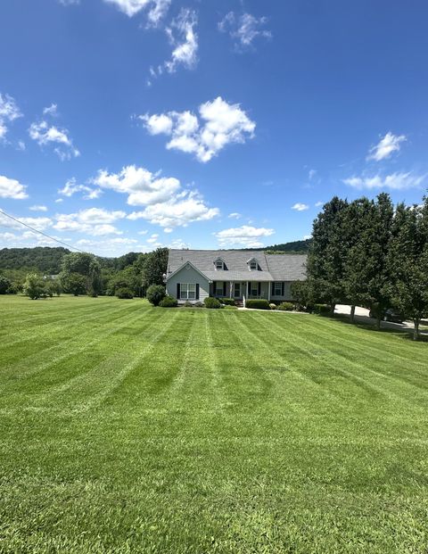 1224 Whiteside Hill Rd Wartrace TN 37183