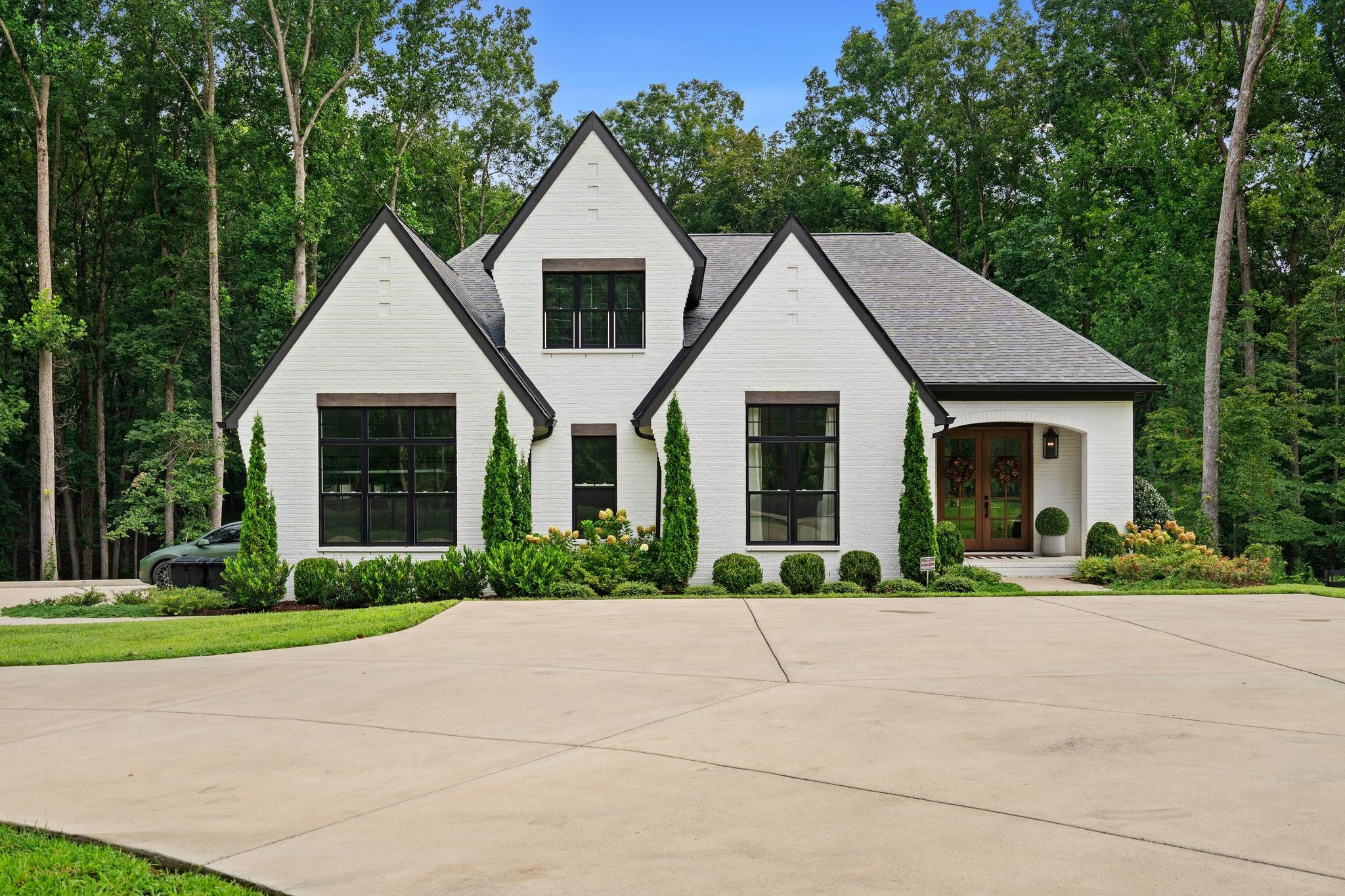 4-bed home for sale in Franklin, TN 37064, 5916 Pinewood Rd 5916 Pinewood Rd, Franklin TN 37064 4-bed home, photo 2 of 60